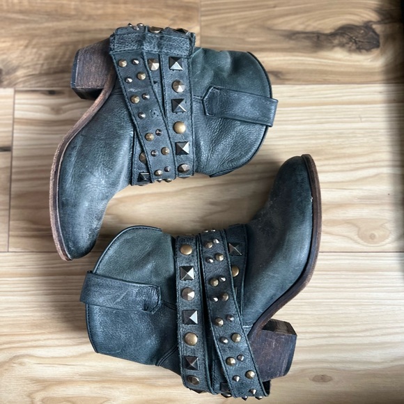 Corral Shoes - Corral Black Studded Ankle Boots